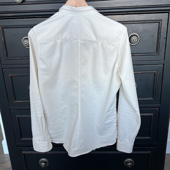 Frank & Eileen Barry Tailored Button-Up Shirt. - Picture 8 of 9